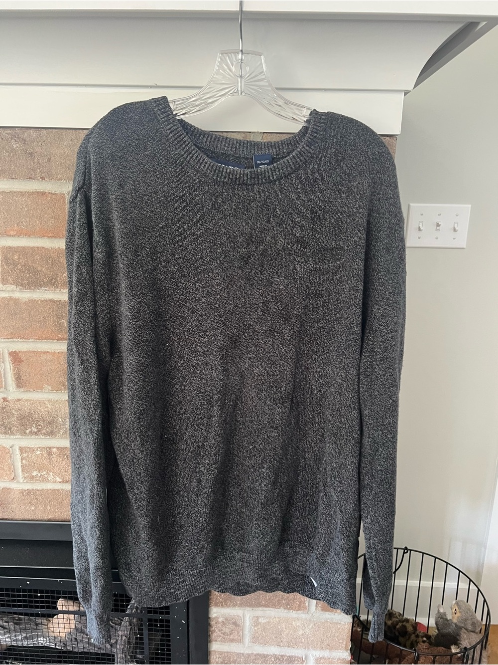 Chaps Men's Crewneck Sweater - Charcoal Gray
